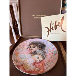 Marilyn And Child Edna Hibel Royal Doulton 1976 Plate IN BOX Original Paperwork